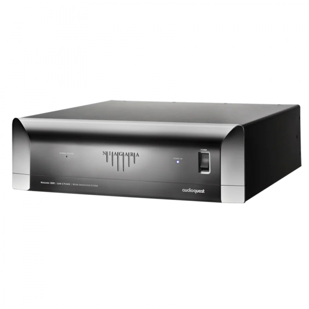 Niagara 5000 High-End hálózati tápelosztó és szűrő